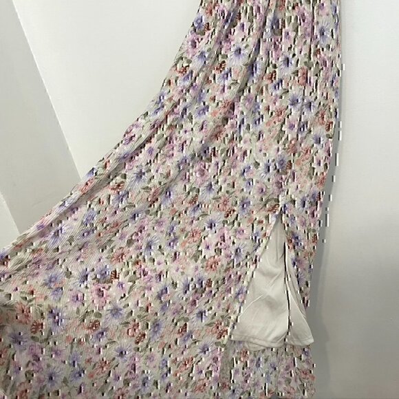 NEW NWT LUSH Cream Ivory Pink Multi Floral Pleated Sleeveless Midi Dress Medium - Picture 9 of 12